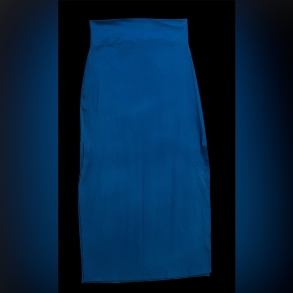 Susana Monaco 
Long Maxi Skirt 
Size XL
NWT - Picture 2 of 6